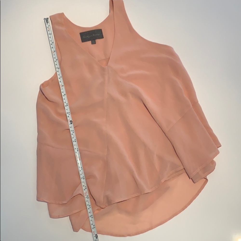 Cute pink flowy rayon top XS